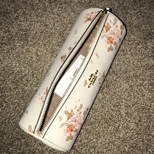 Coach Bags - Coach cosmetic bag! Coach Bags - Coach cosmetic bag!
